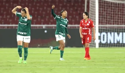 Jugadoras de Palmeiras celebrando.