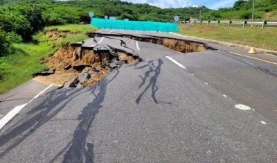 Daños en la Vía al Mar.