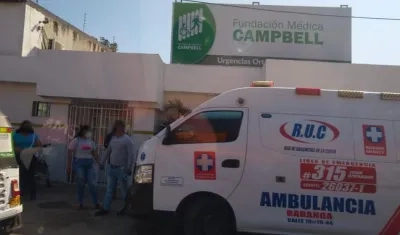 La víctima fue llevada a la Clínica Campbell de Malambo, donde se confirmó su muerte. 