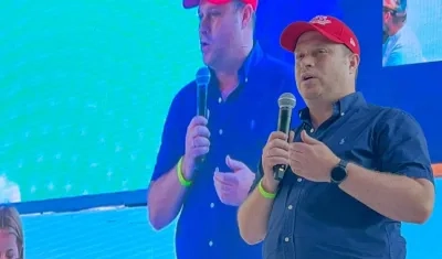 El gobernador de Sucre, Héctor Olimpo Espinoza