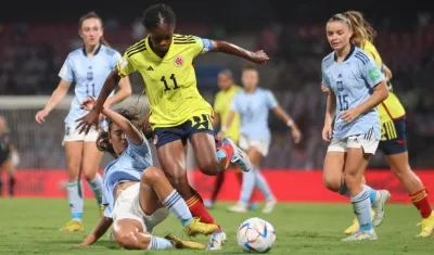 Linda Caicedo en acción, durante la final. 