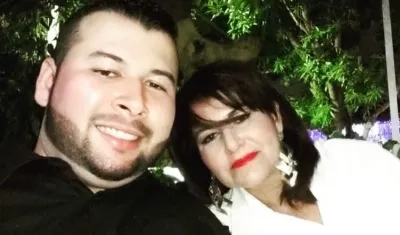 José Elías Gutiérrez Ariza y su mamá Íngrid Ariza Manjarrés.