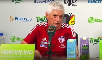 Julio Comesaña, entrenador de Junior. 