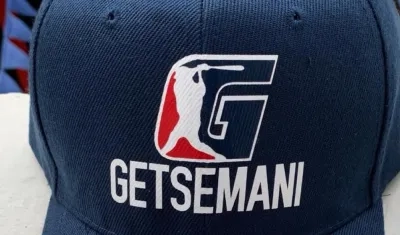 Gorra de la novena de Getsemaní. 