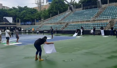Secan las canchas del Parque de Raquetas. 
