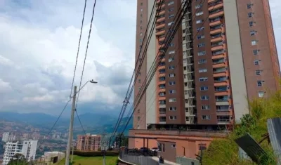 Edificio en donde ocurrieron los hechos esta mañana en Sabaneta.