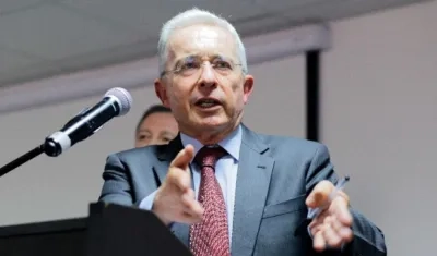 Álvaro Uribe Vélez.