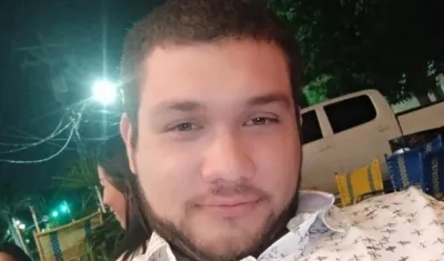 Yasser Yuseef Gloria Bernal.