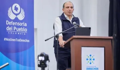 El defensor del Pueblo, Carlos Camargo.