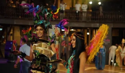 Ganadoras del traje artesanal. 