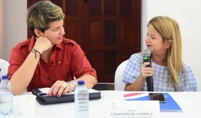 Primera dama Verónica Alcocer y Gobernadora Elsa Noguera.