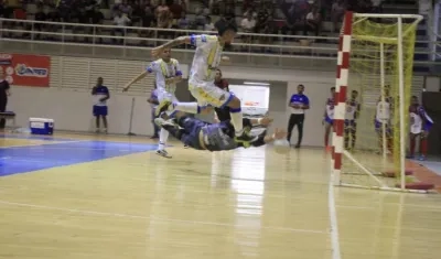 Acción de un partido de Barranquilleros FS. 