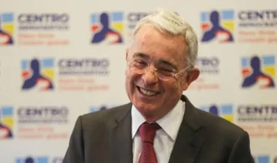 Álvaro Uribe Vélez.