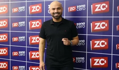 Omar Enrique, cantante.