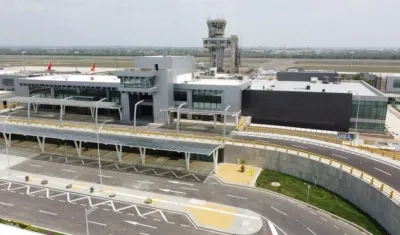 Fachada del aeropuerto Ernesto Cortissoz.