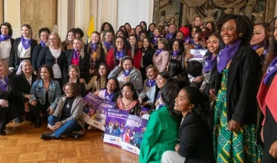 Grupo Élite de 50 mujeres inspectoras