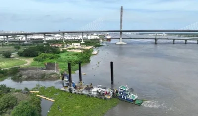 Trabajos en la zona de la bocatoma.