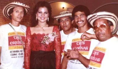 La Cumbia de Roberto Palma, con la Reina Internacional del Carnaval 1.974