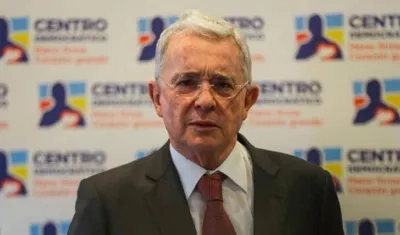 Álvaro Uribe Vélez.