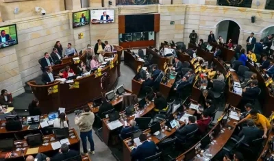 El debate de este lunes se extendió por cuatro horas.