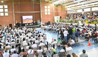 Encuentro del Presidente Petro con mineros de Antioquia.