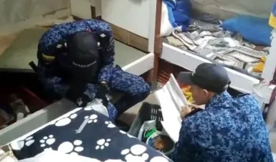 Operativo de requisa en pabellón de extraditables.