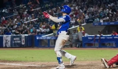 Andrés Álvarez la sacó de jonrón con las bases llenas en el octavo inning.