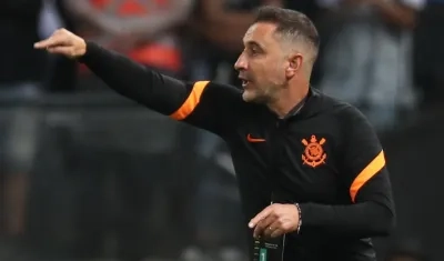Vítor Pereira dirigió este año al Corinthians.