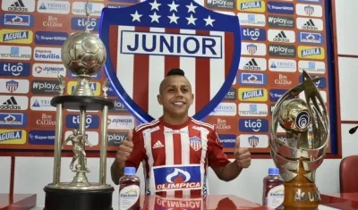 Vladimir Hernández firmó por un año con Junior.