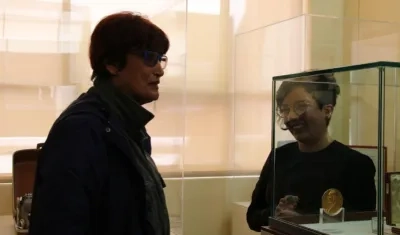 La Ministra de Cultura en la Biblioteca Nacional.