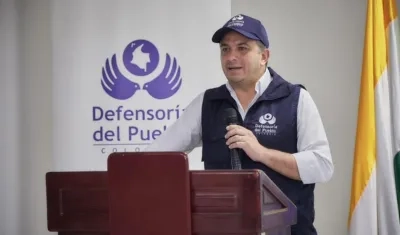 Carlos Camargo, Defensor de Pueblo.