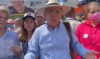 Álvaro Uribe Vélez, expresidente colombiano. 