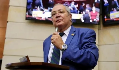 El senador Iván Leónidas Name Vásquez.