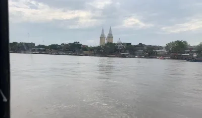Río Magdalena, frente a Magangué.