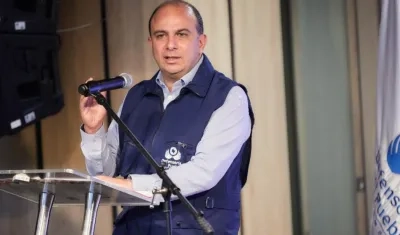 El Defensor del Pueblo, Carlos Camargo.