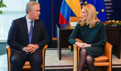 El Presidente Iván Duque y Roberta Metsola.