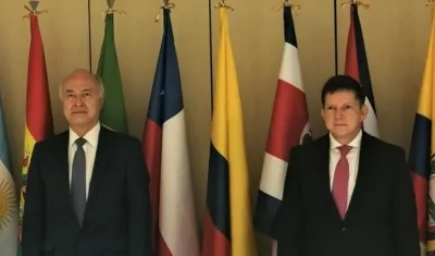 Enrique Gil y Wilson Ruíz.