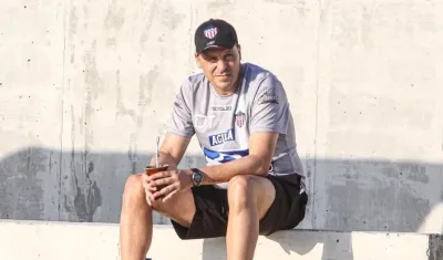 Juan Cruz Real, entrenador de Junior. 