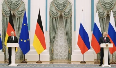 Olaf Scholz y Vladímir Putin.