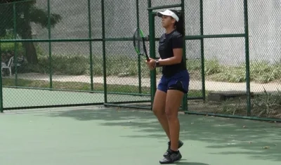 María José Peñaloza, tenista del Atlántico. 