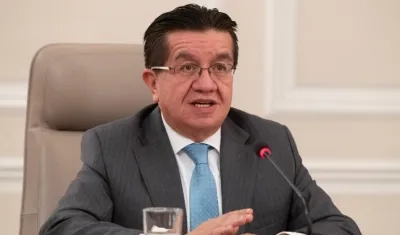 El Ministro de Salud, Fernando Ruiz.