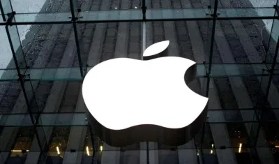 Apple adelantó que seguirá evaluando la situación.