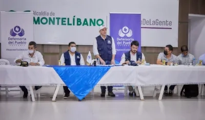 El Defensor del Pueblo, Carlos Camargo, en Montelíbano, Córdoba.