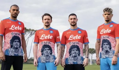 Nueva camiseta del Nápoles. 