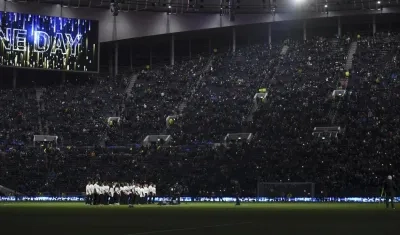 Acto en la Premier League en contra de la guerra. 