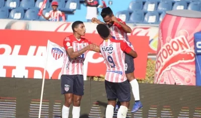 Miguel ángel Borja y Luis González comandarán el taque rojiblanco. 