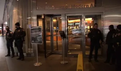 El suceso desembocó en escenas de caos a la entrada del museo
