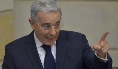 Álvaro Uribe Vélez.