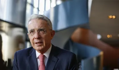 Álvaro Uribe Vélez.