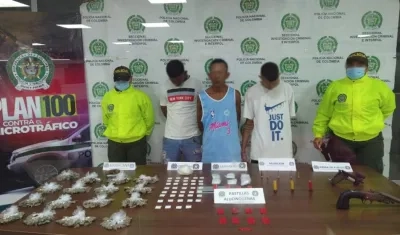 Los tres capturados durante los operativos. 